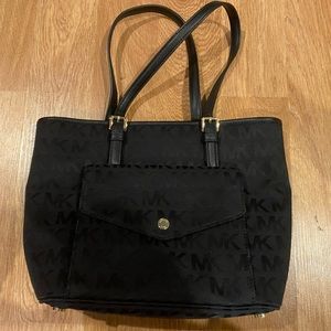 Michael Kors Tote- black